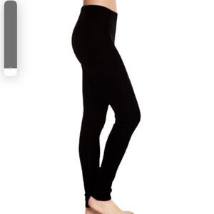NEW with tags Dex Velvet Leggings Black
Size XS